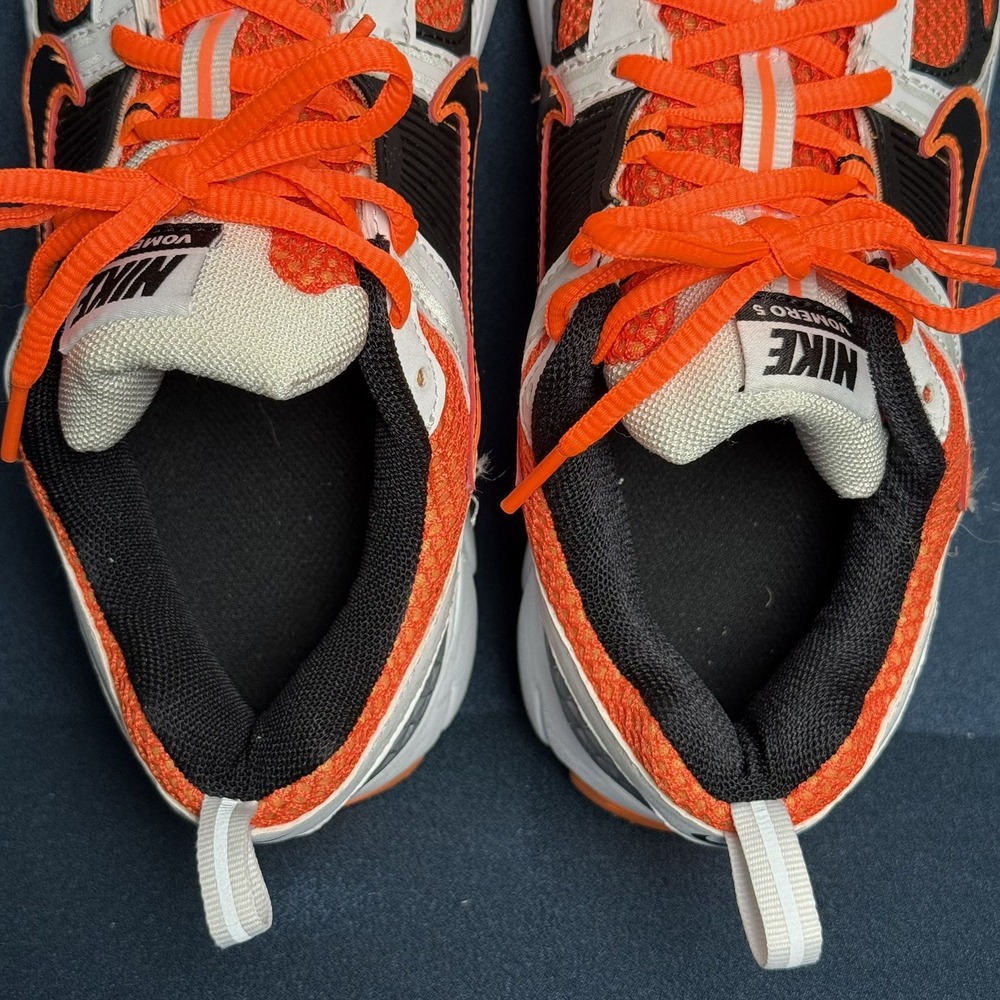 Nike Zoom Vomero 5 GS Orange White Black Running Shoes HF6998-800 Kids 6.5Y - Picture 8 of 9